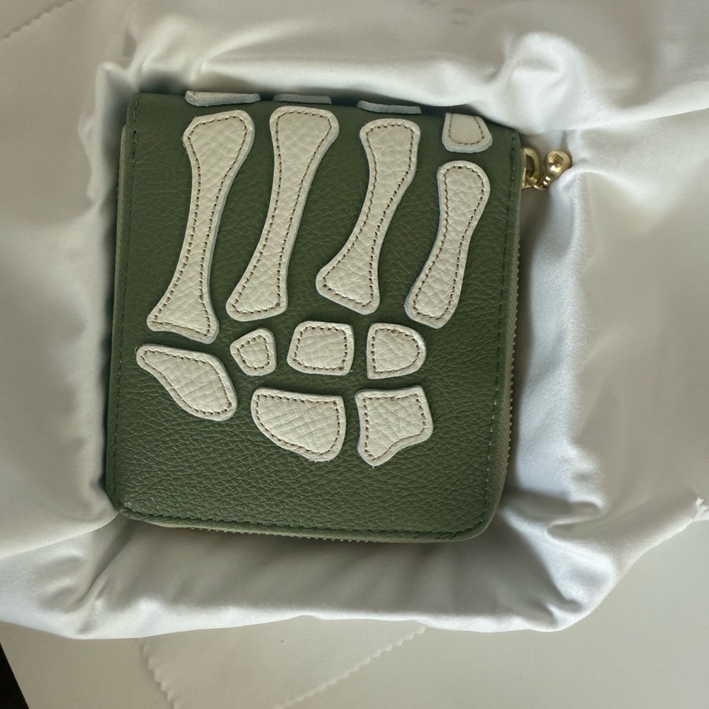 Kapital Thumbs Up Wallet